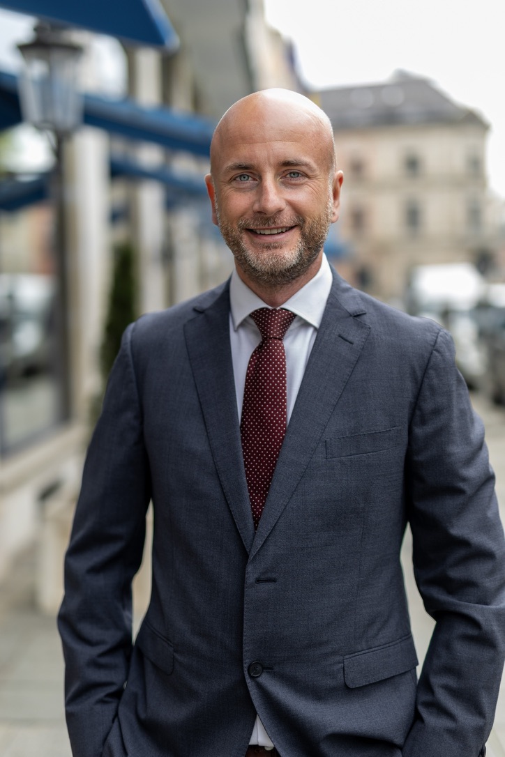 Silvano Müller, Gründer von Bürofix